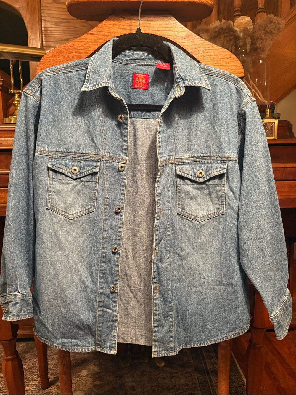 Gap Blue Jeans 100% Cotton Denim Button Down Shirt Medium
